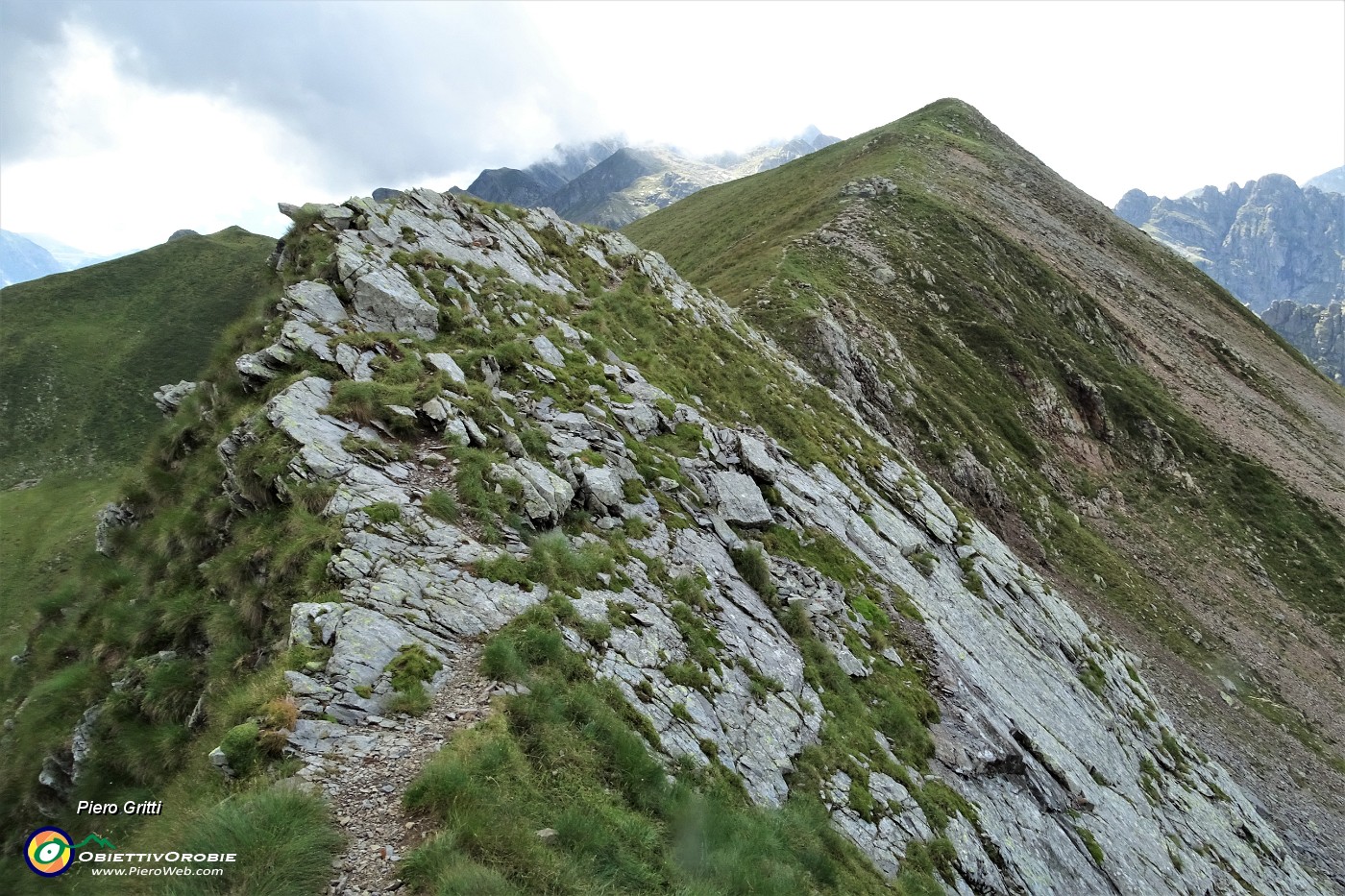 66 Rientro per cresta al Monte di Sopra.JPG